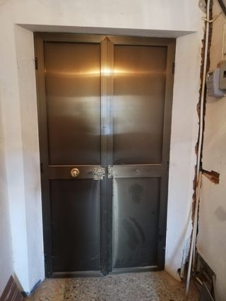 Puerta de entrada casa