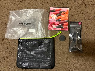 Neceser mac cosmetic con pintalabios