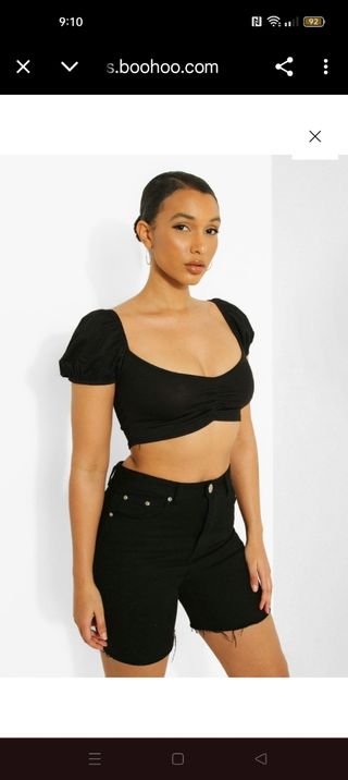 Crop top negro Bershka