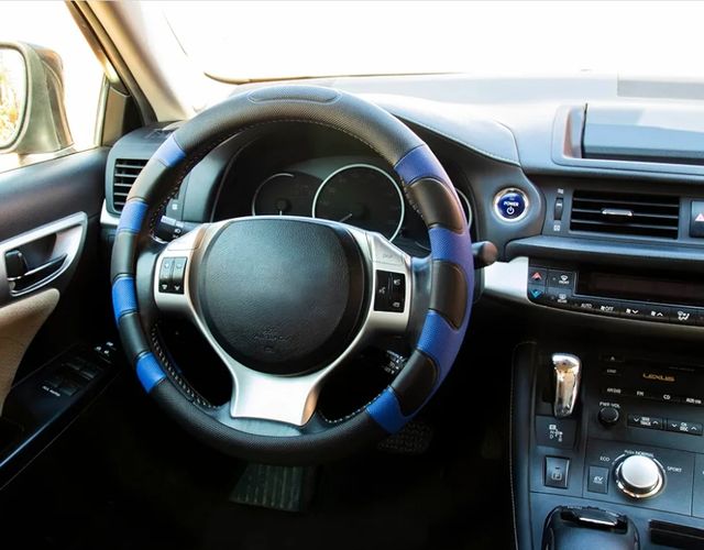 Funda de volante azul y negra A ESTRENAR