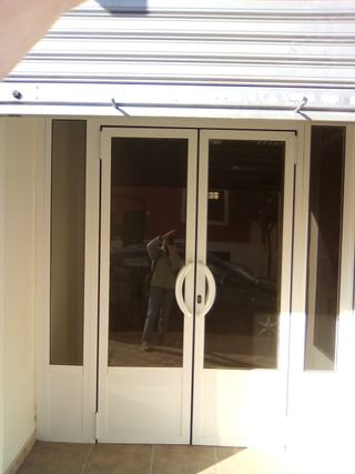 LOCAL NUEVO C/ ENTAMADOR 10 DOS HERMANAS (SEVILLA)