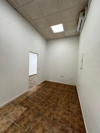 LOCAL NUEVO C/ ENTAMADOR 10 DOS HERMANAS (SEVILLA)