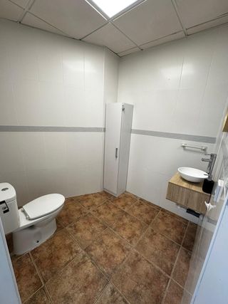 LOCAL NUEVO C/ ENTAMADOR 10 DOS HERMANAS (SEVILLA)