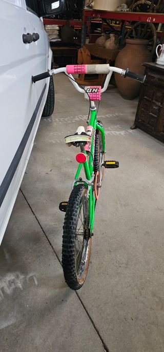 Antigua CALIFORNIA BH