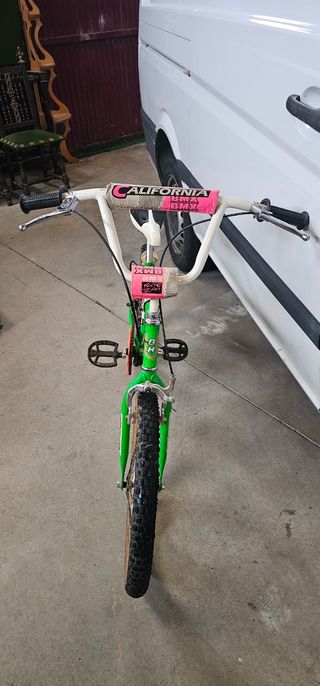 Antigua CALIFORNIA BH