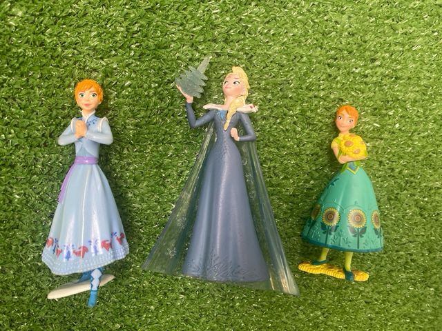 Figuritas “Frozen” Elsa Y Anna