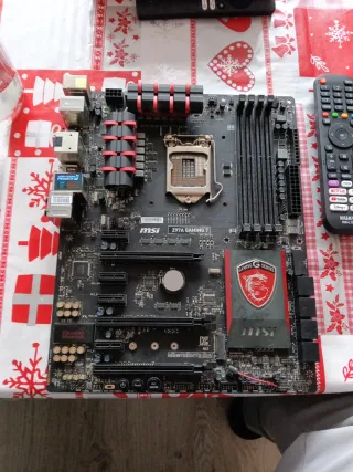 Placas base MSI Z97A G7