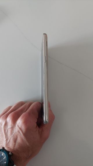 Móvil Samsung J7 - 2016