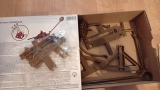 Catapulta madera juguete