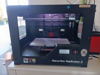 Impresora 3D MakerBot Replicator 2