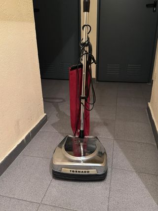 Encerado y abrillantadora