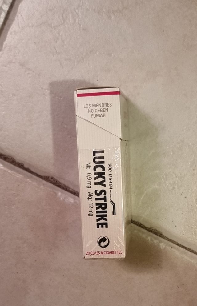 Cajetilla de tabaco antigua