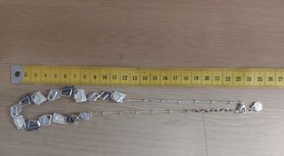 Gargantilla plateada