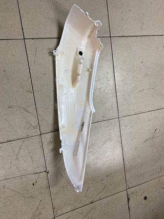 Tapa lateral trasera Izquierda Honda Dio SK50