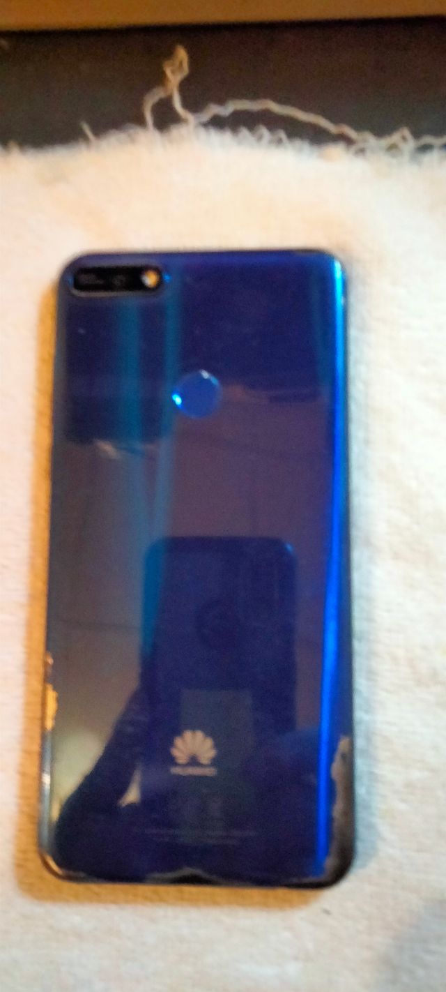 Smartphone Huawei Y7 2018