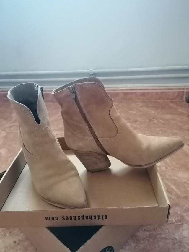 BOTINES  CAMPEROS PIEL ANTELINA