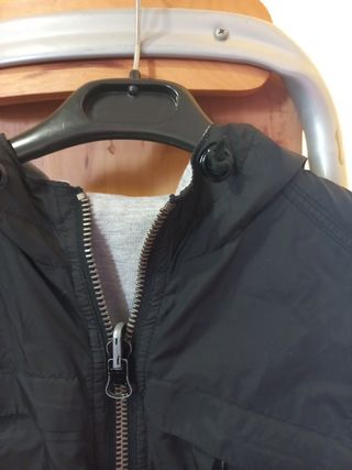 Chaleco negro reversible gris niño-niña