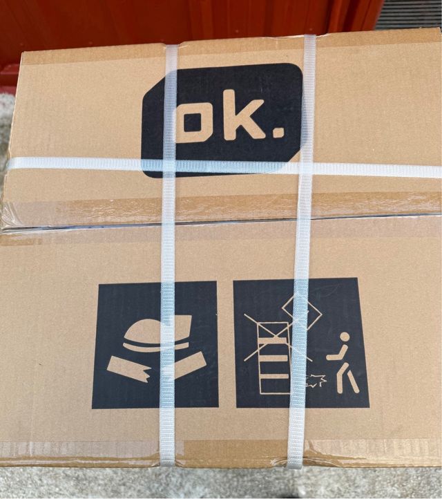 Frigorifico mini con congelador nuevo a estrenar.