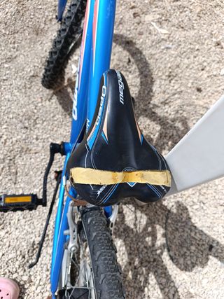 Bicicleta infantil azul