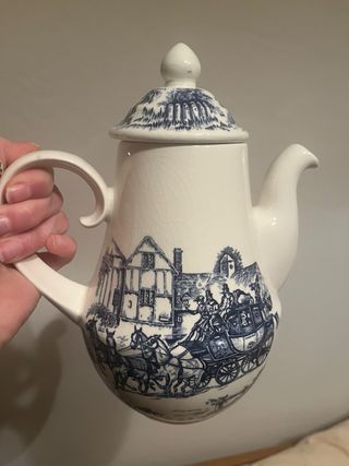 Amplia vajilla San Claudio