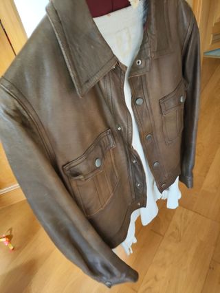 Cazadora de cuero para coleccionista 