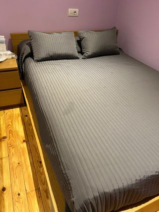 Canape de 1’50 nuevo