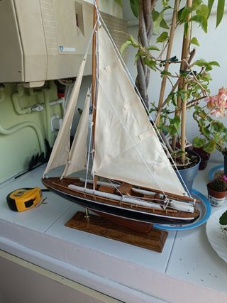 Maqueta de barco velero