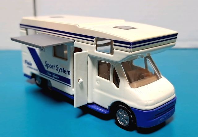 Autocaravana Fiat Ducato Fair de Siku