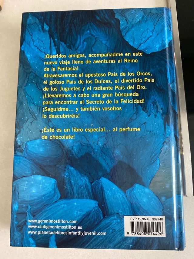 Regreso al Reino de la Fantasía: ¡Libro con olo...