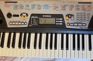 Piano Yamaha PSR-175