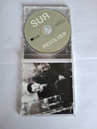 CD Revolver, sur