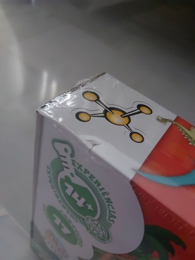 JUEGO: EXPLORADOR DEL MUNDO JURASICO