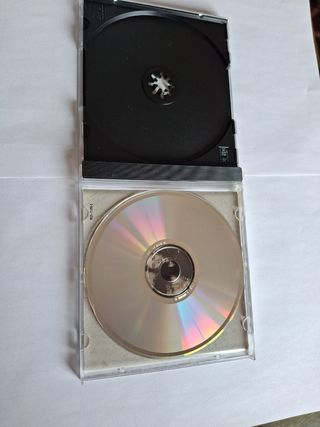 CD Revolver