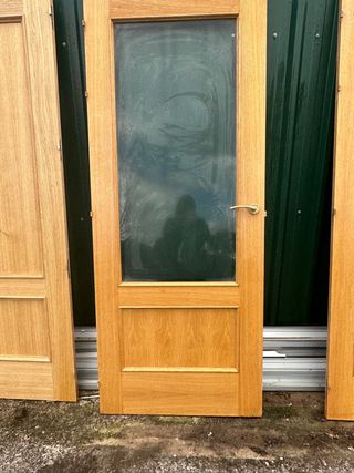 Puertas madera maciza