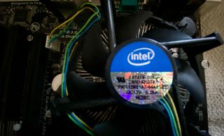 Scheda madre PC desktop con processore Intel