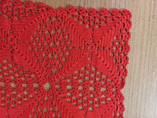 Centrino all'uncinetto fatto a mano