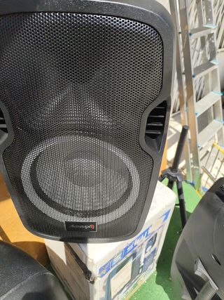 Altavix autoamplificado