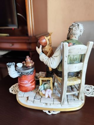 Figura CAPODIMONTI VINTAGE( PRECIO ALGO NEGOCIABLE