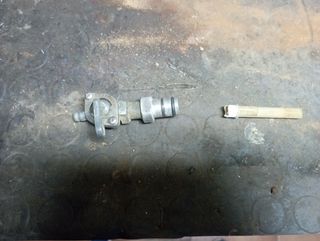 Se vende llave de deposito de gasolina