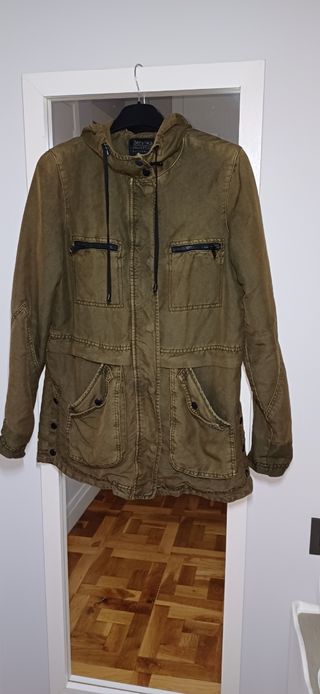 Cazadora sahariana verde caqui chica