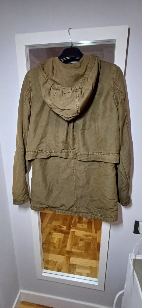 Cazadora sahariana verde caqui  chica