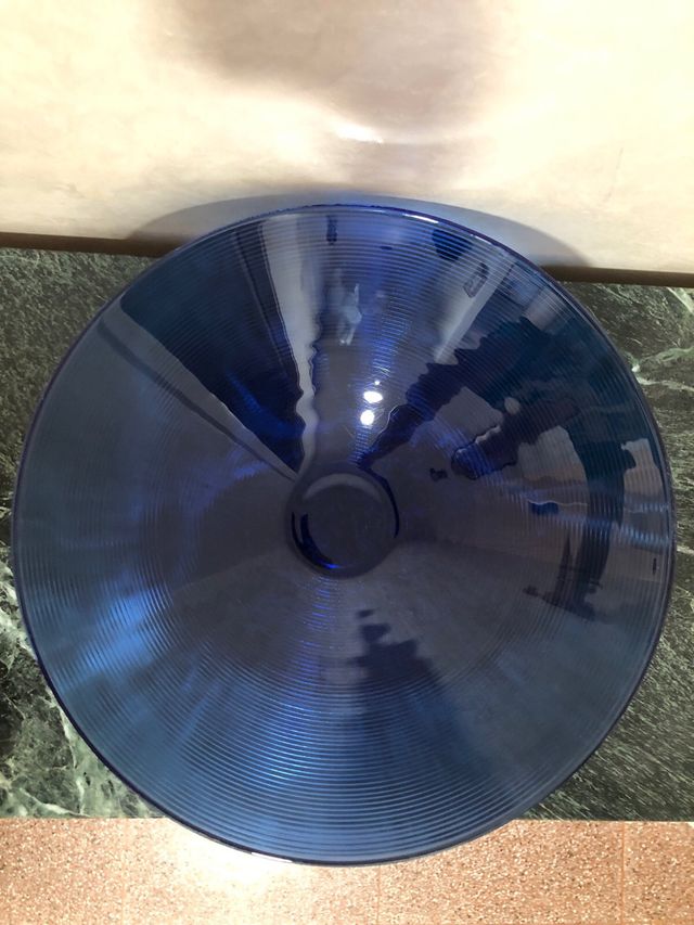 Plato de vidrio decorativo