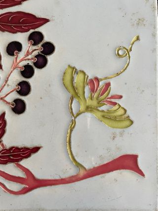 Antica ceramica smaltata liberty 1900 in cornice