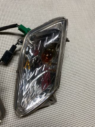 Intermitentes delanteros yamaha x max 125/250