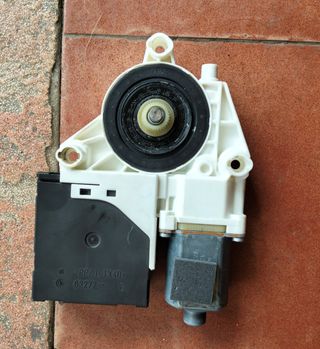 Motor elevalunas 8p0959 Audi