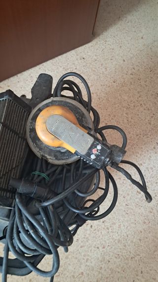 Maquina lijadora orbital marca Mirka