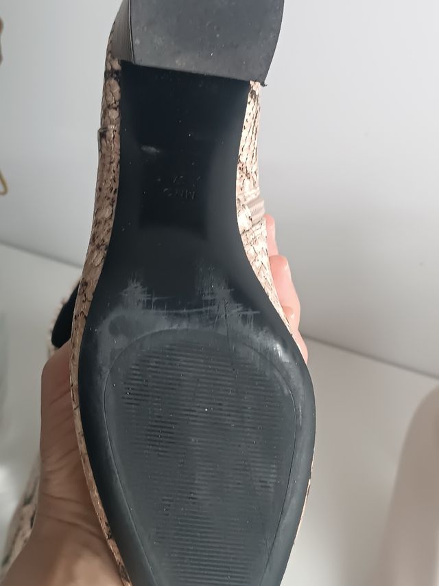 botines completamente nuevos