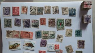 Lote de sellos antiguos variados. España temáticos