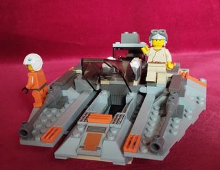 Nave LEGO Star Wars.