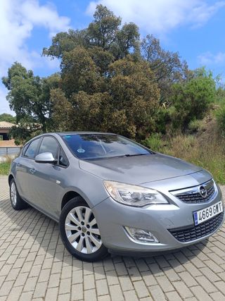 Opel Astra 2010